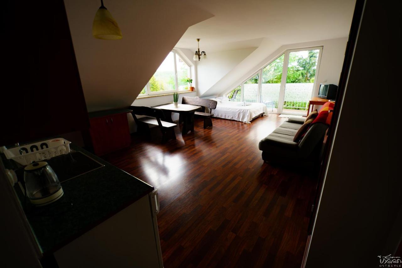 Isaan Ostrzyce Guest House Exterior photo