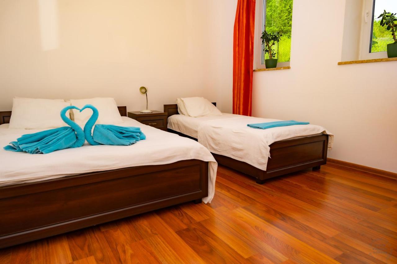 Isaan Ostrzyce Guest House Exterior photo