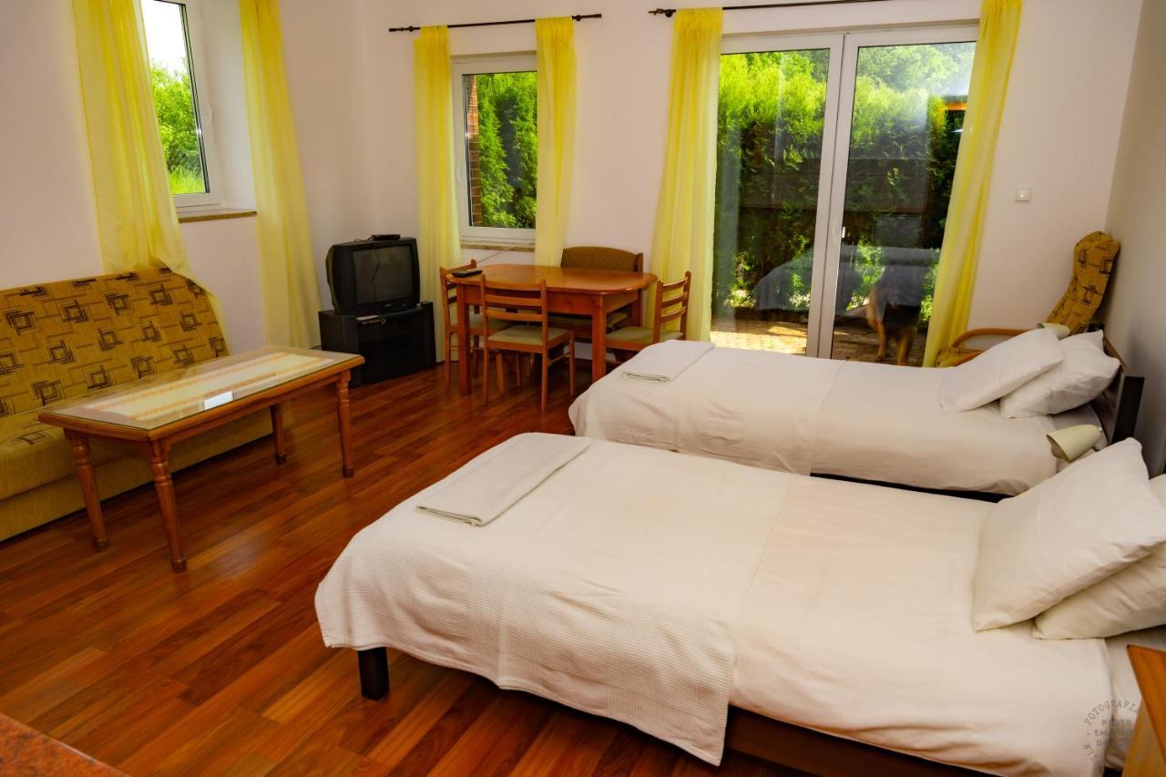 Isaan Ostrzyce Guest House Exterior photo