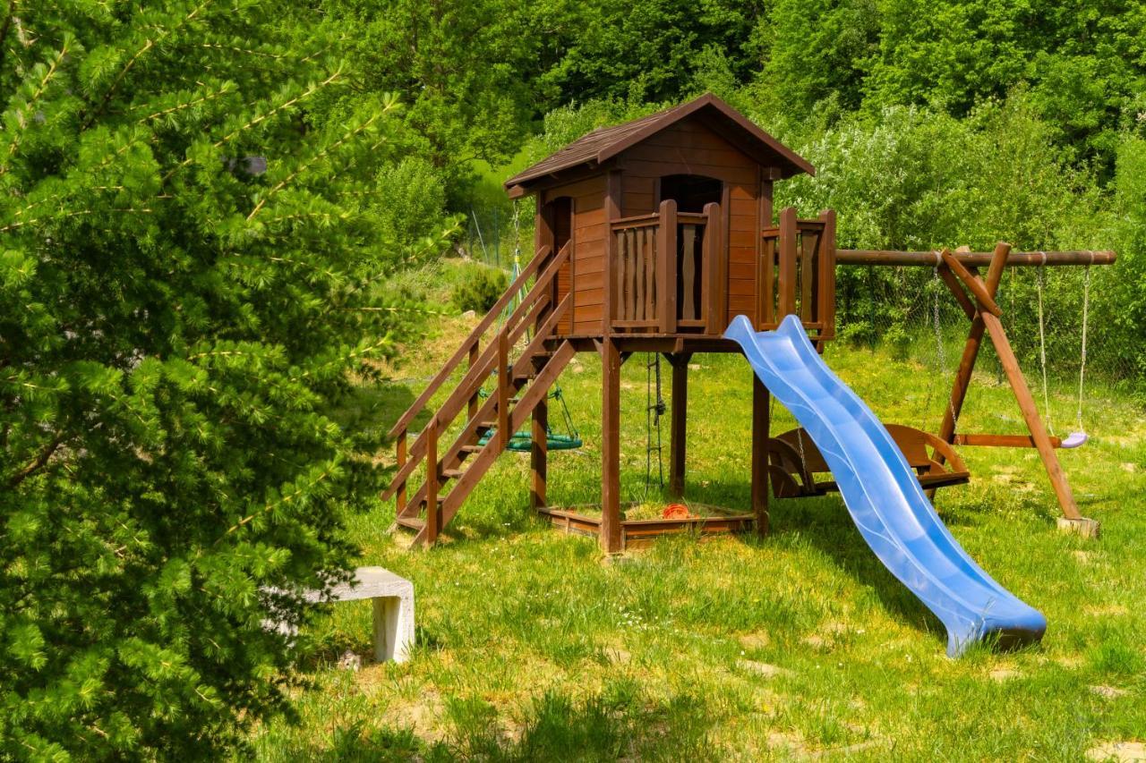 Isaan Ostrzyce Guest House Exterior photo