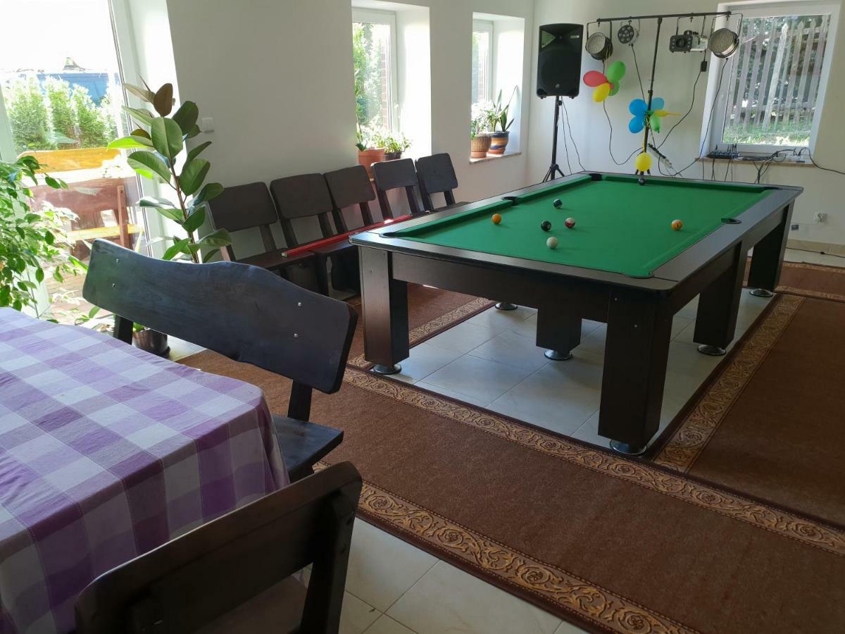 Isaan Ostrzyce Guest House Exterior photo